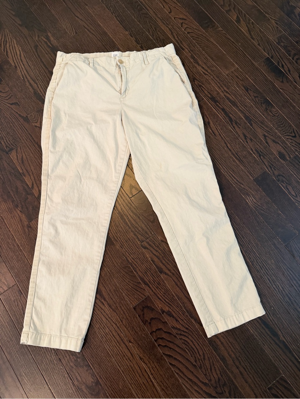 GAP women’s  Light Cream Girlfriend Chino Pants